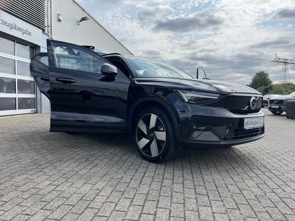 Volvo EX40