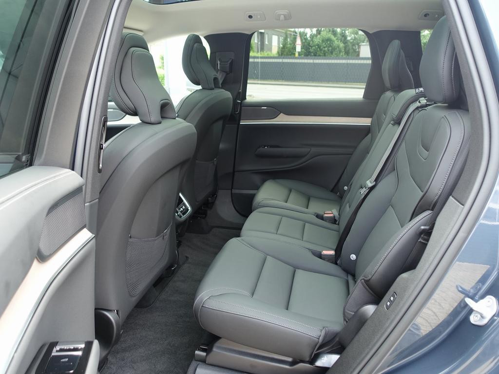 Volvo EX90