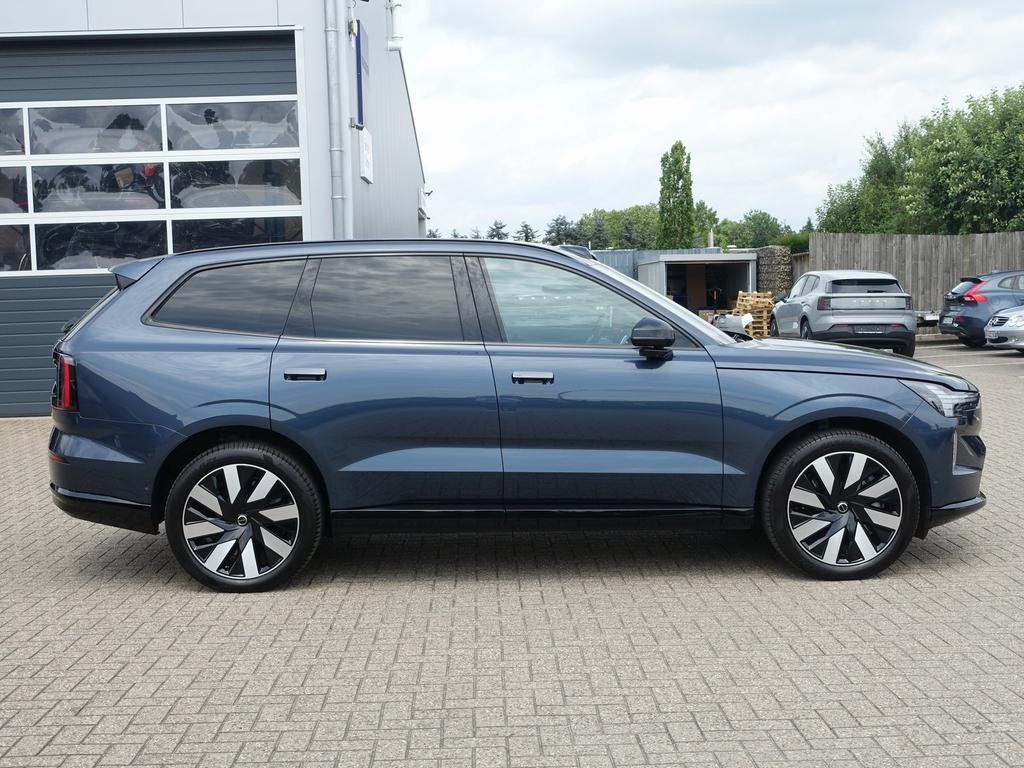 Volvo EX90