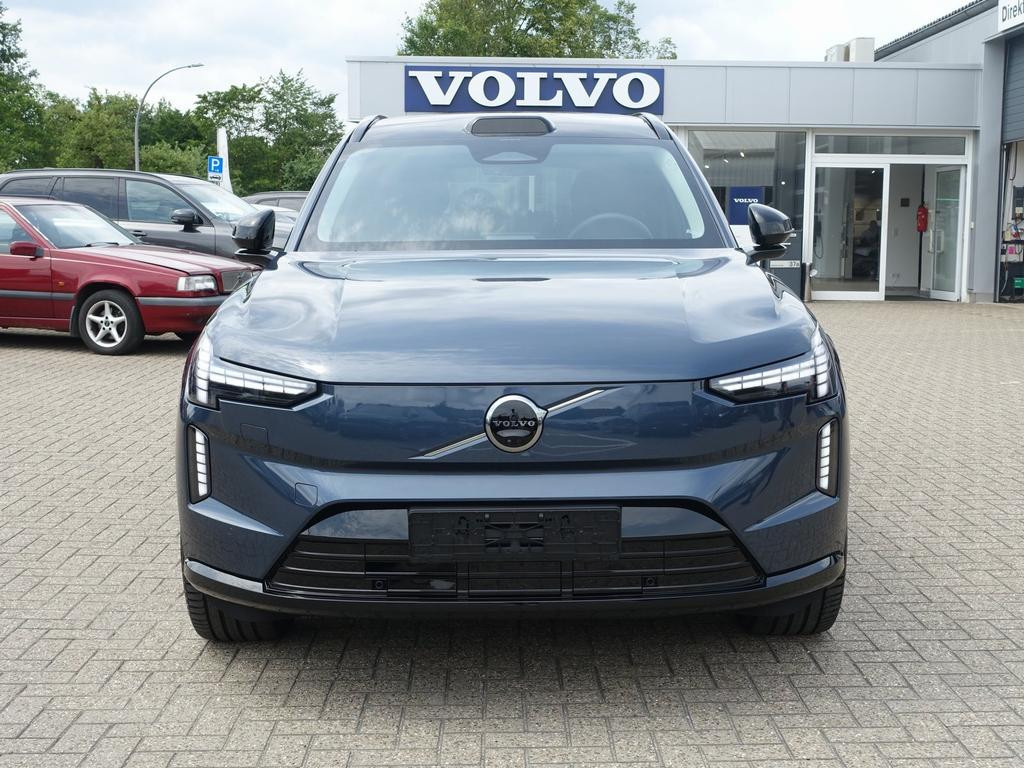 Volvo EX90