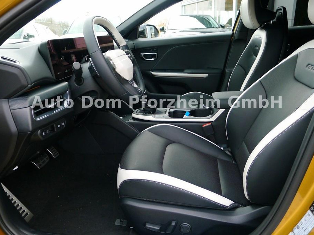 Kia K4