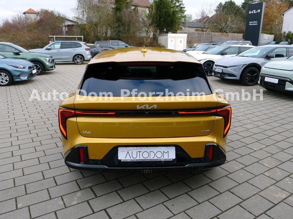 Kia K4