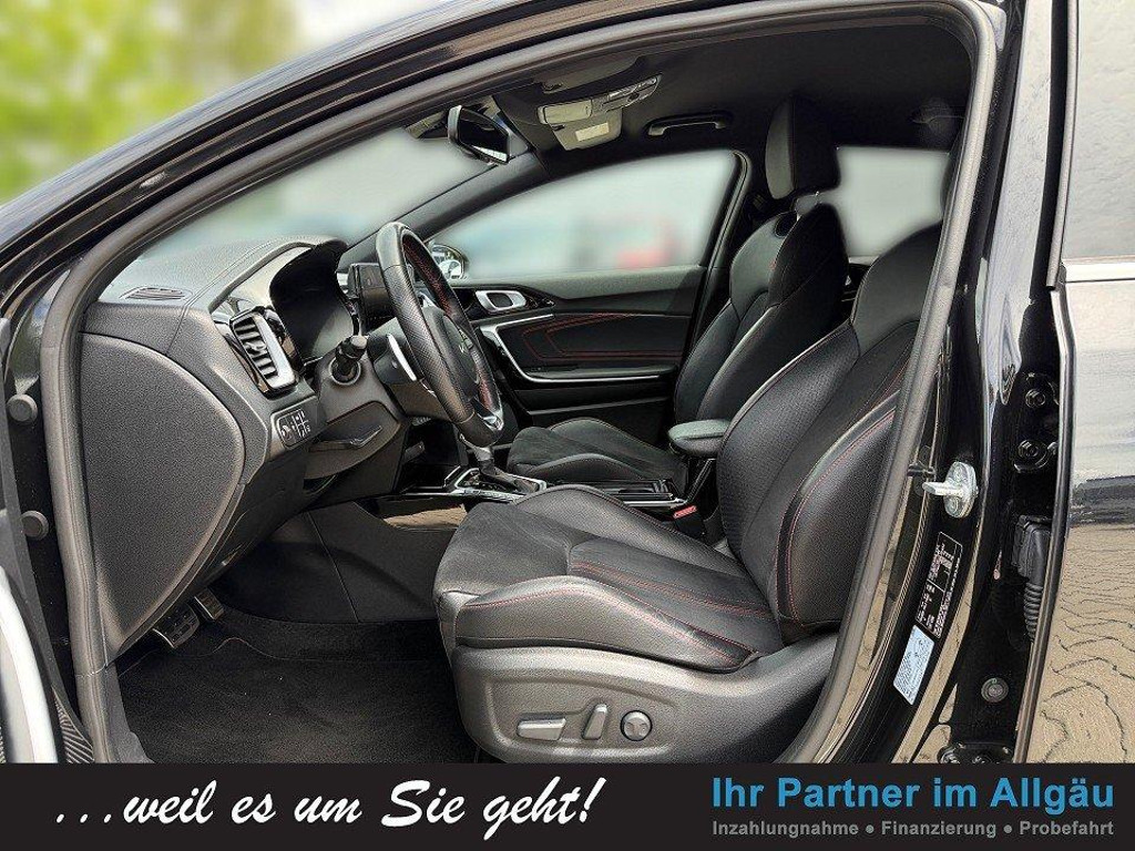 Kia ProCeed