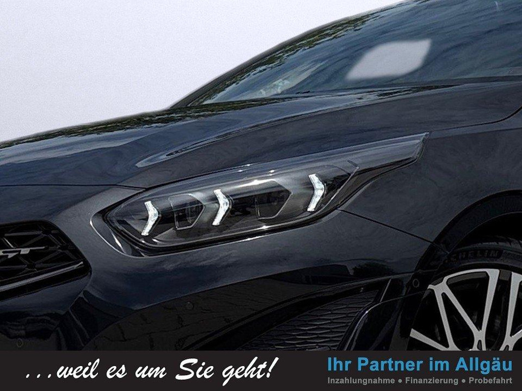 Kia ProCeed