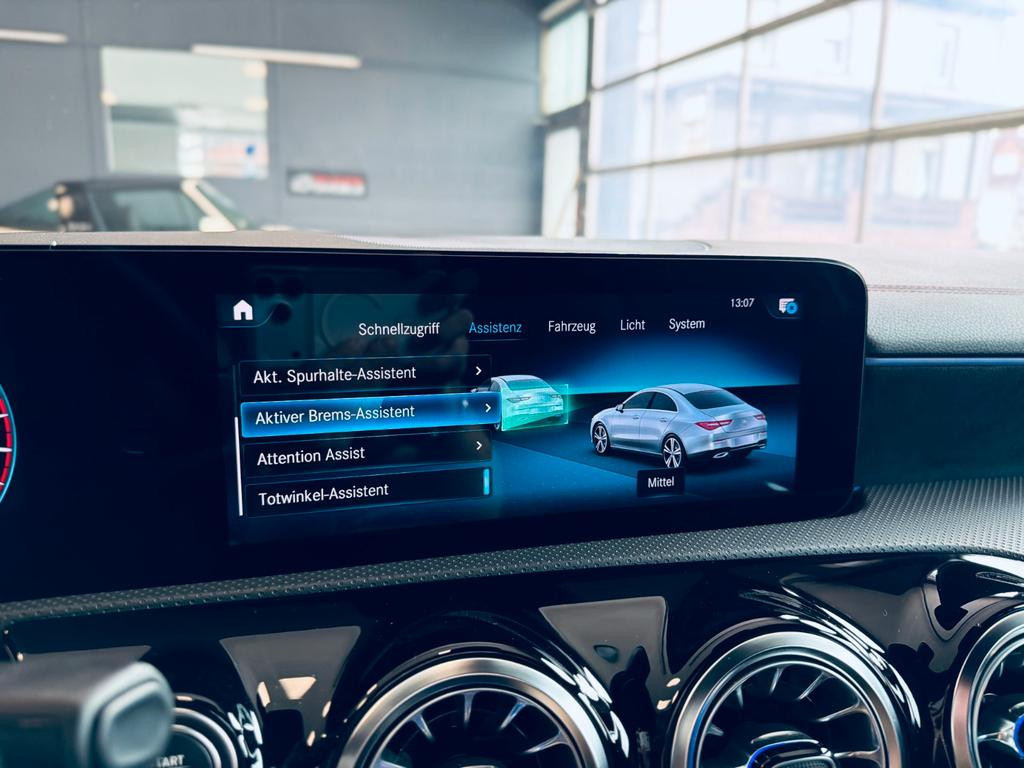 Mercedes-Benz CLA-Klasse