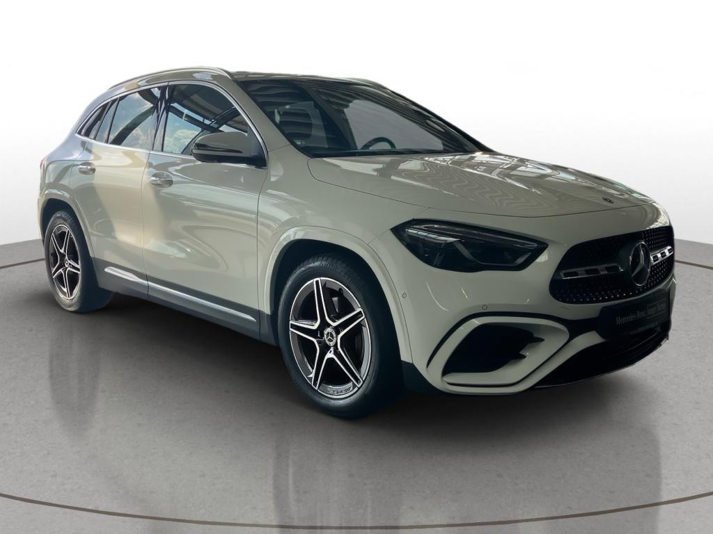 Mercedes-Benz GLA-Klasse GLA 200 AMG Line