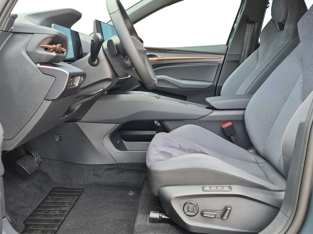 Cupra Raval