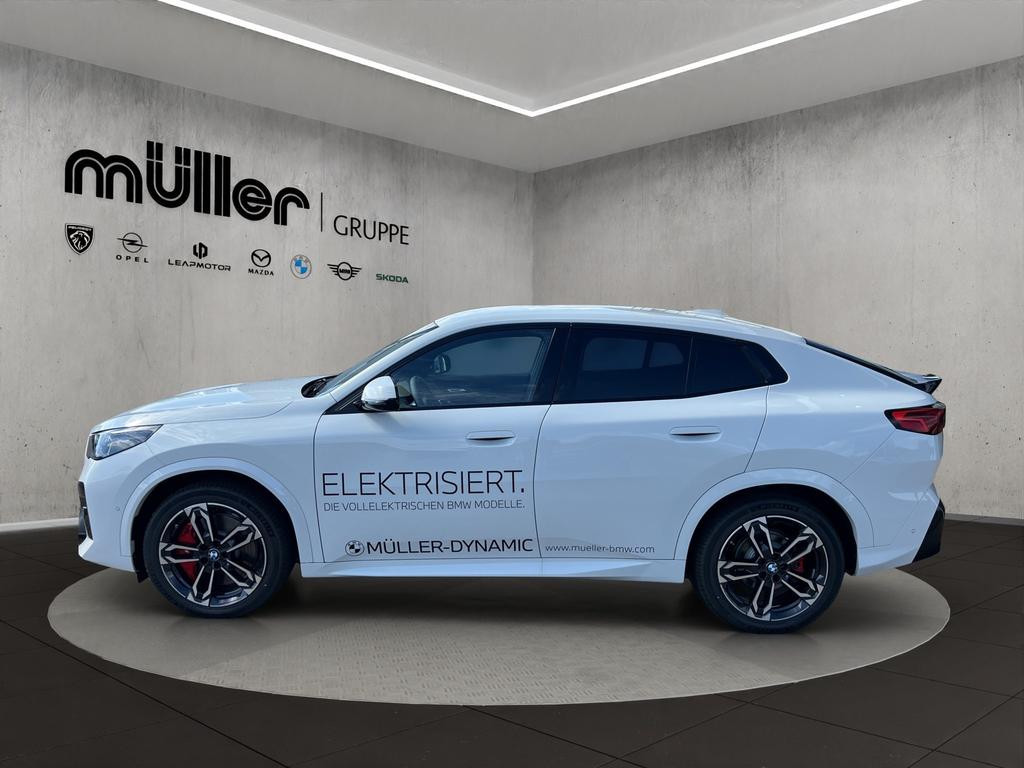 BMW iX2