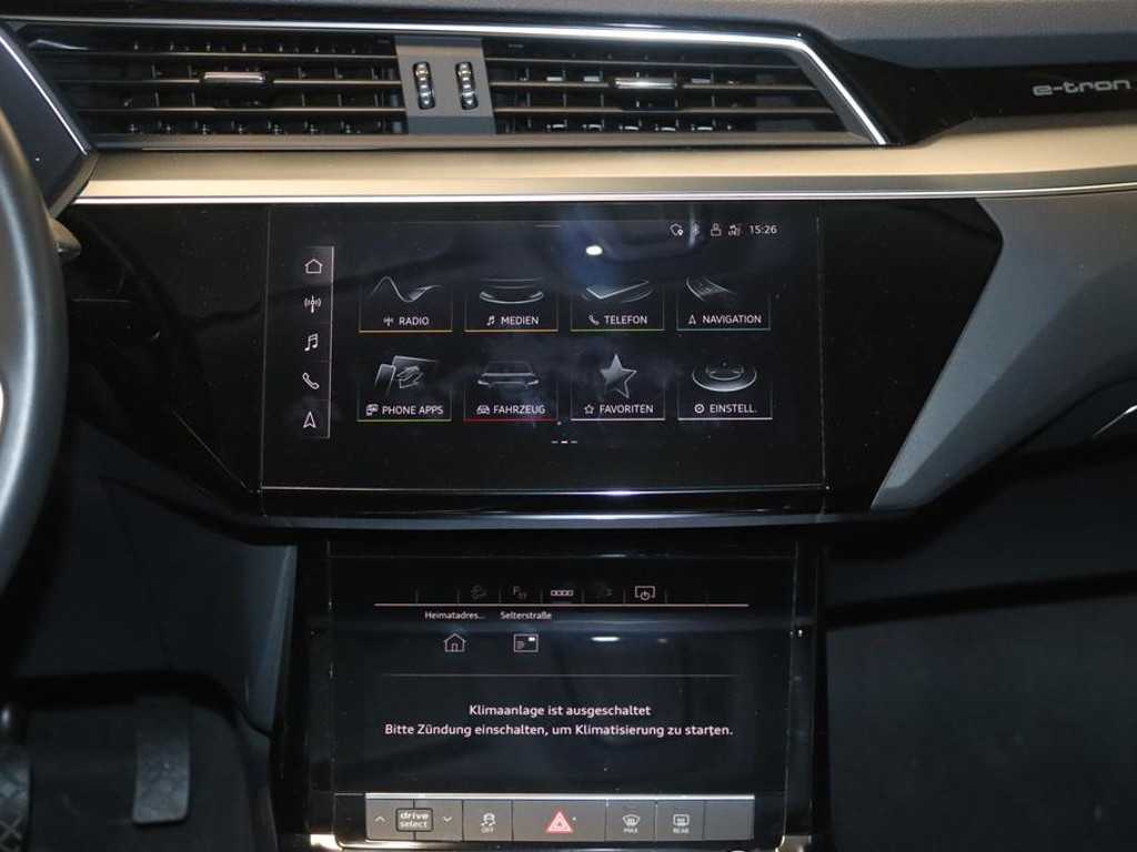 Audi e-tron