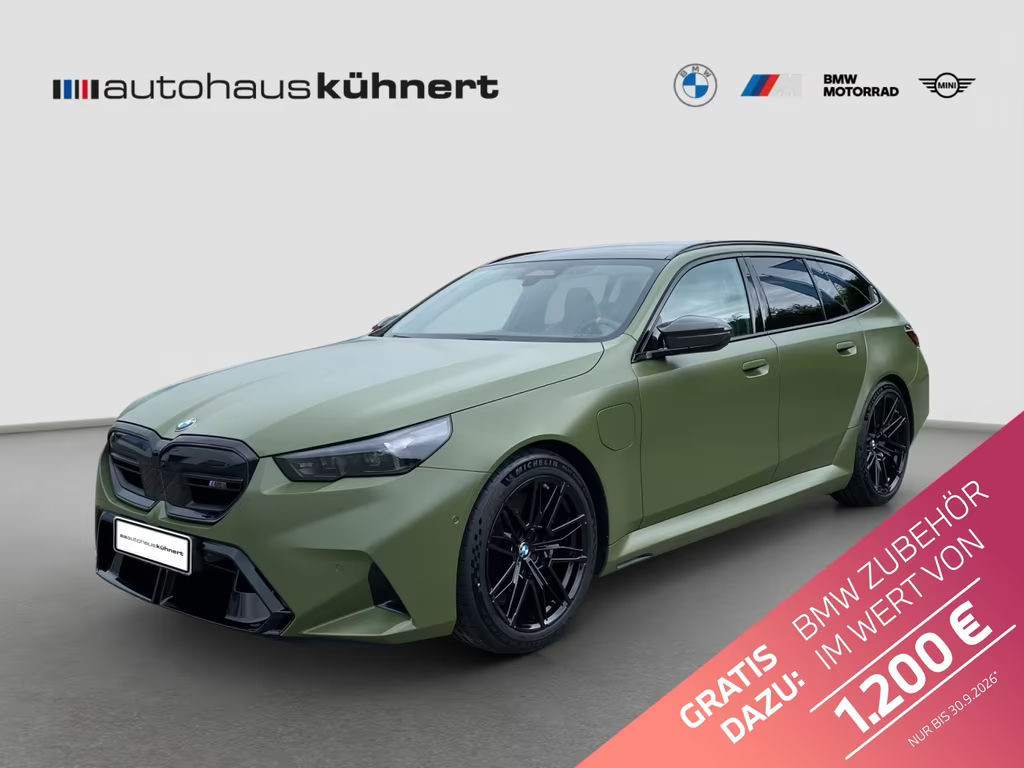 BMW M5 Touring Individual B&W ///DriversPackage