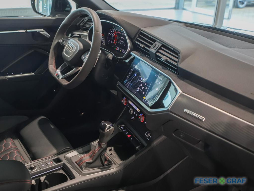 Audi RS Q3