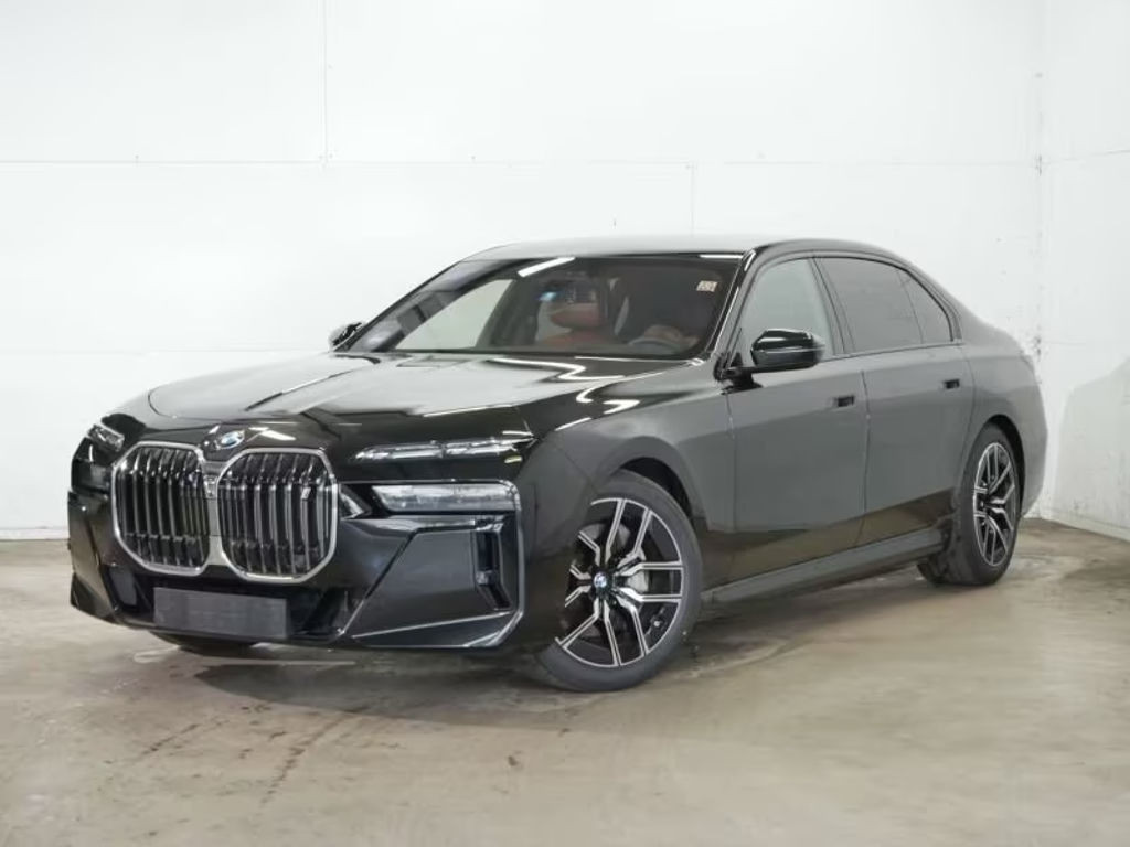 BMW i7