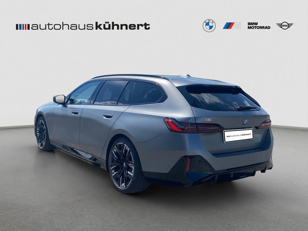 BMW i5 M-Sport xDrive Touring M60