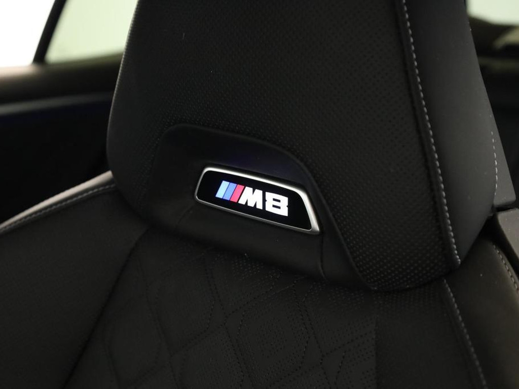 BMW M8