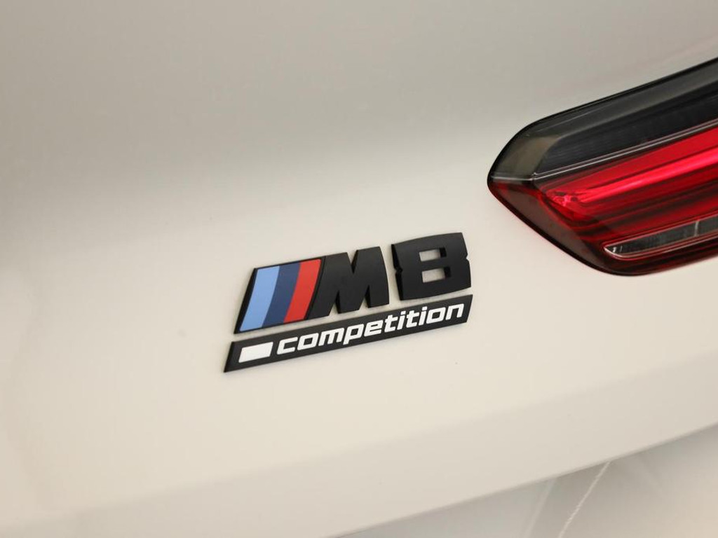 BMW M8