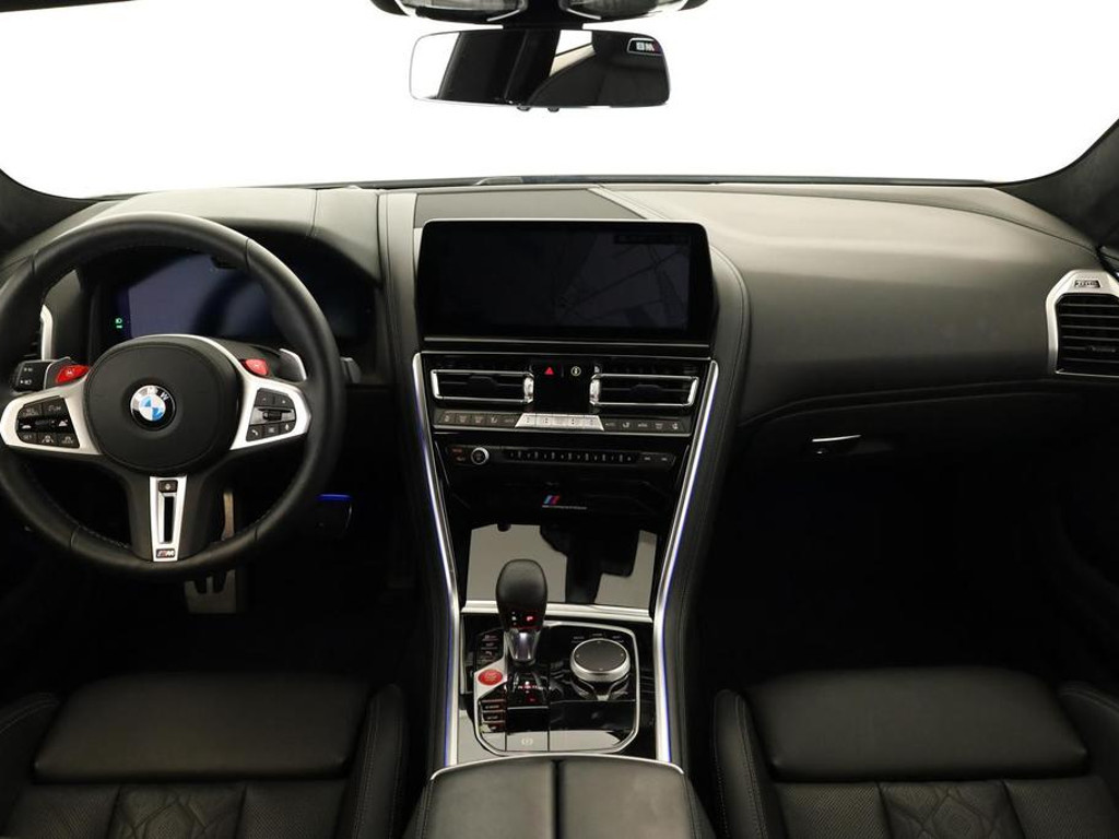 BMW M8