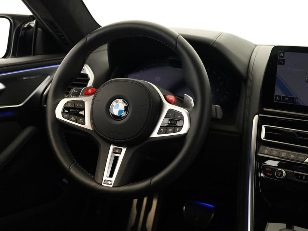 BMW M8