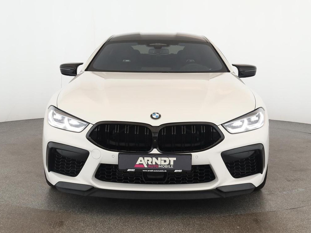 BMW M8