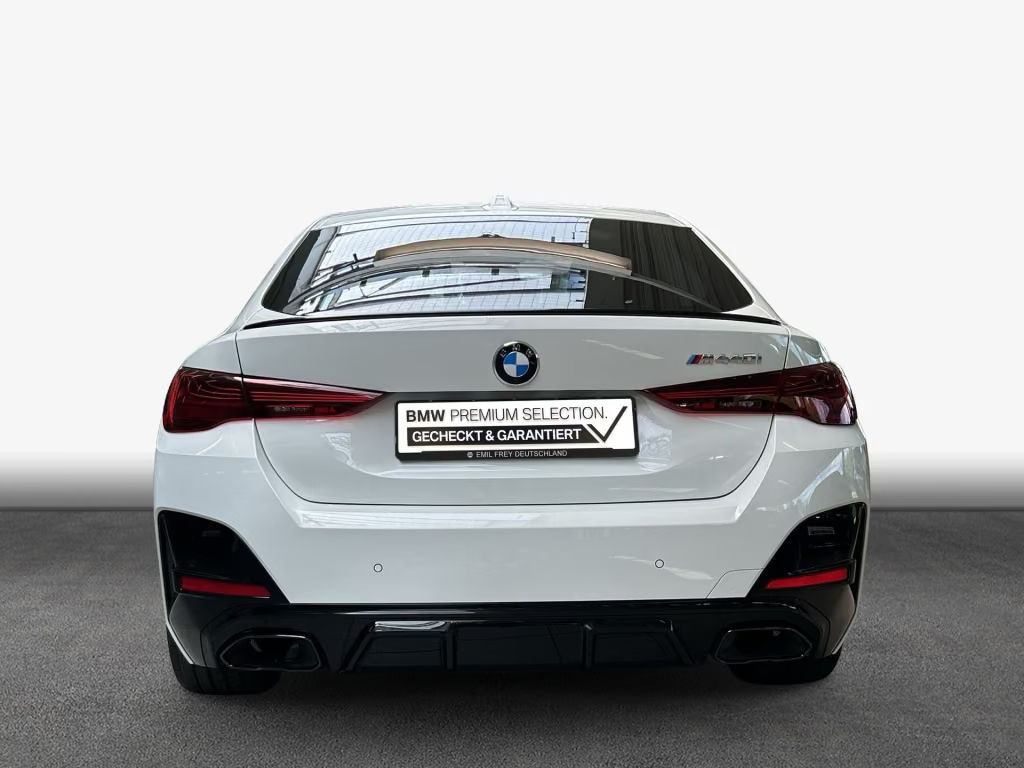 BMW M440