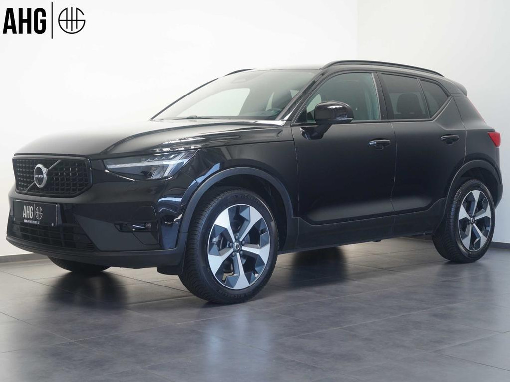 Volvo XC40 Plus Dark