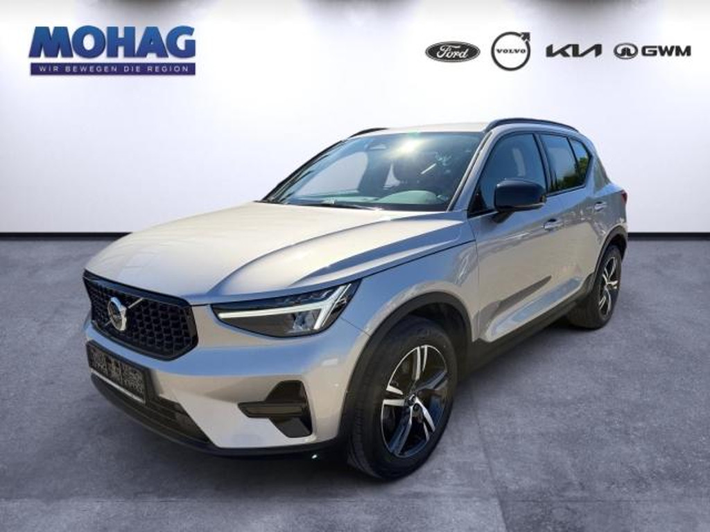Volvo XC40 Plus Dark