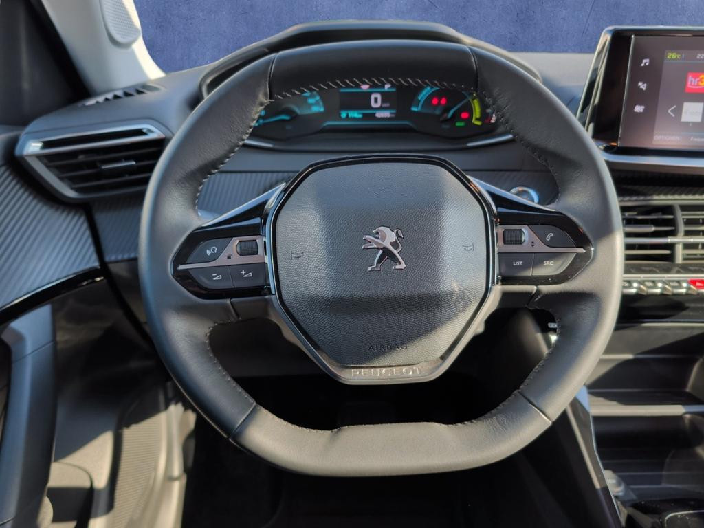 Peugeot e-2008