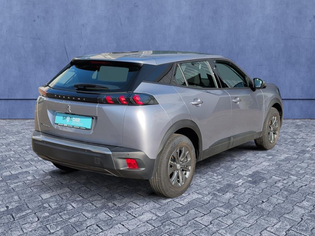Peugeot e-2008