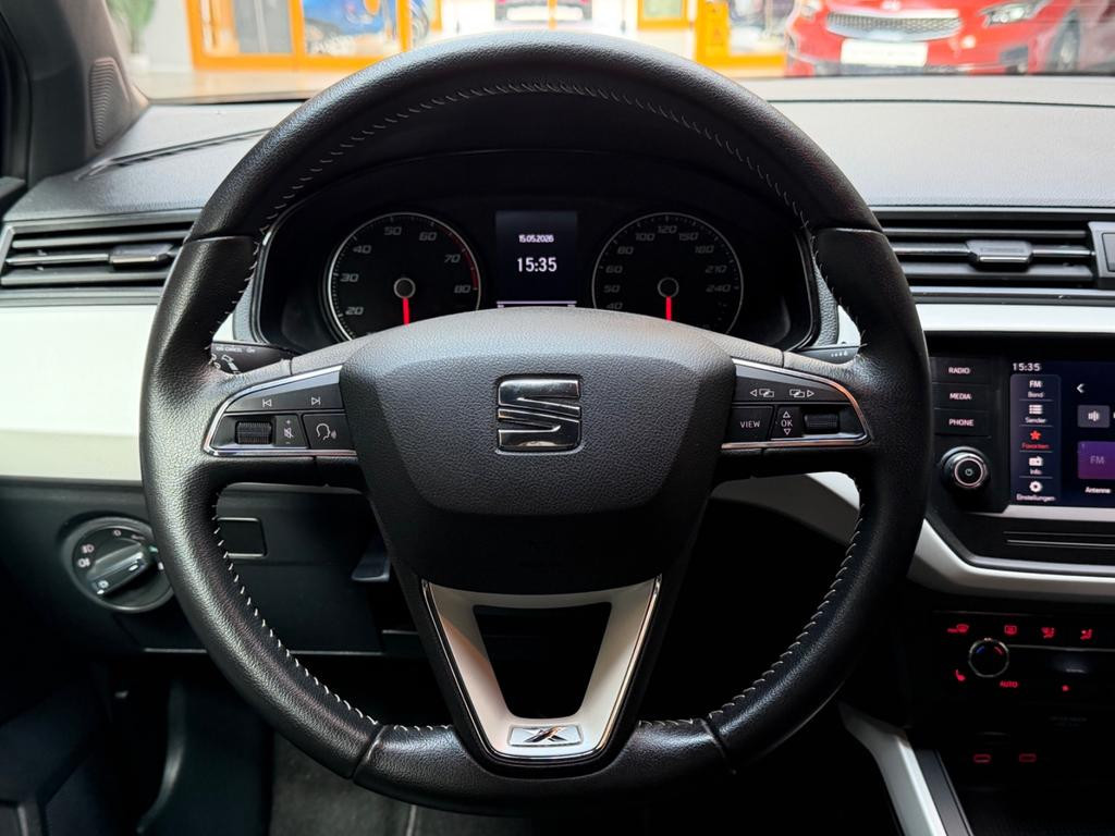 Seat Arona