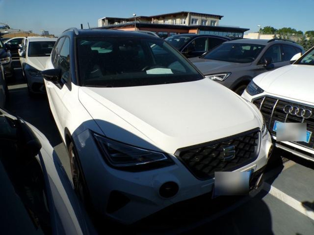 Seat Arona
