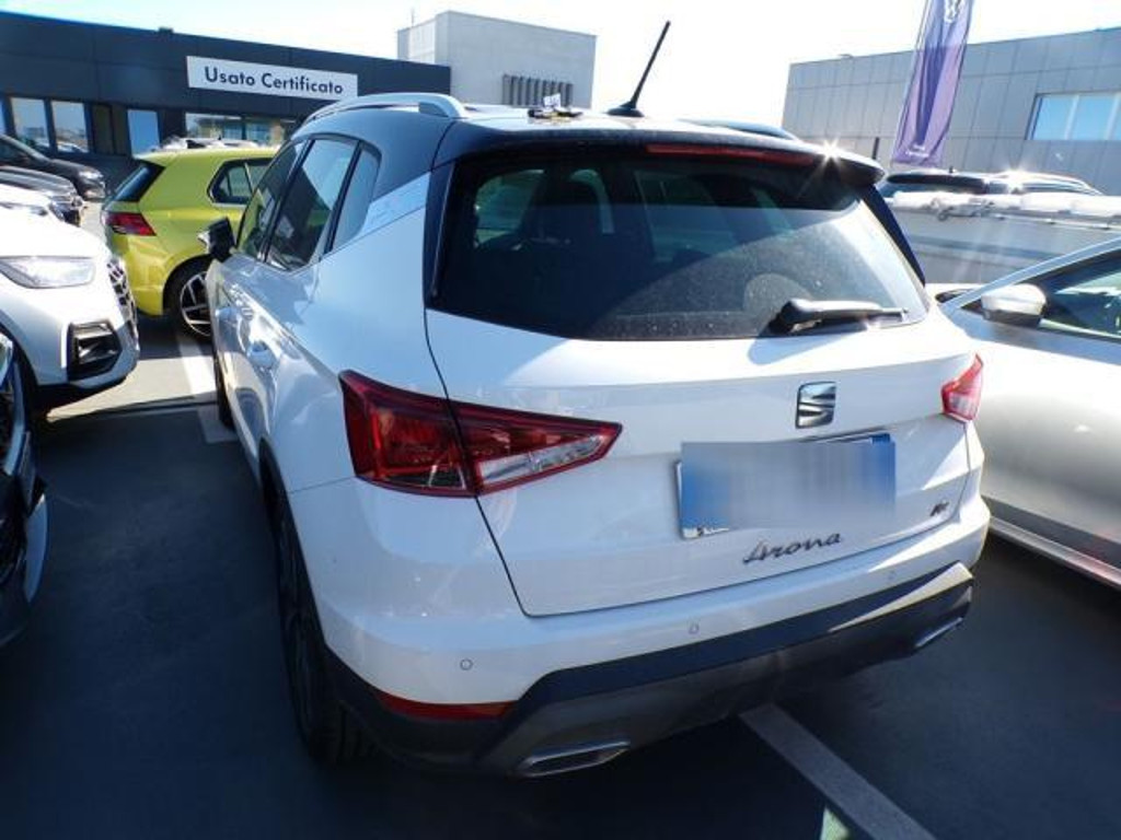 Seat Arona