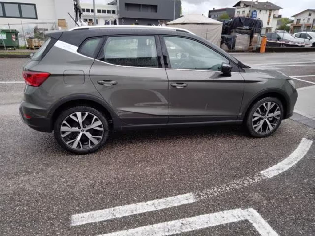 Seat Arona
