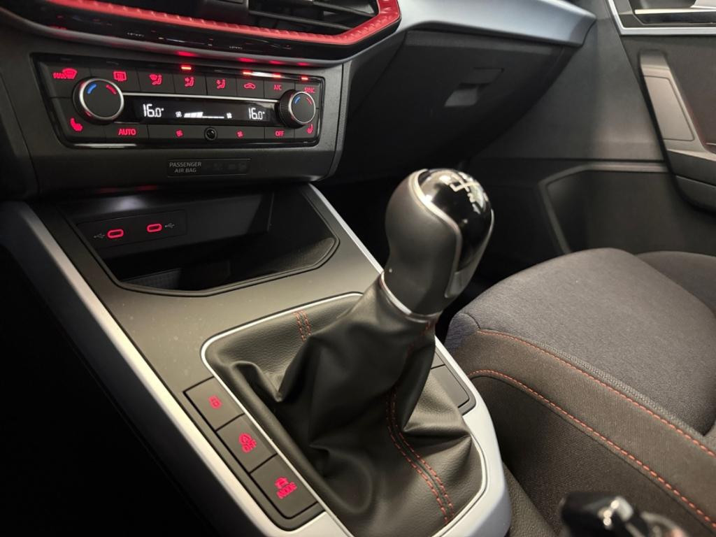 Seat Arona