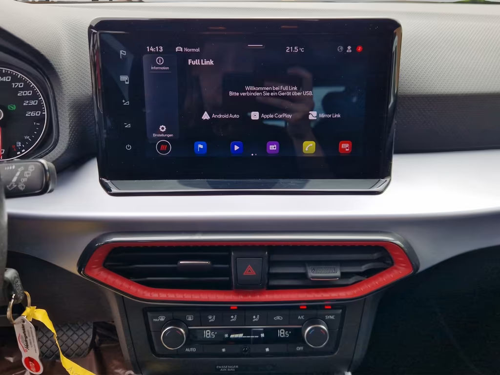 Seat Arona