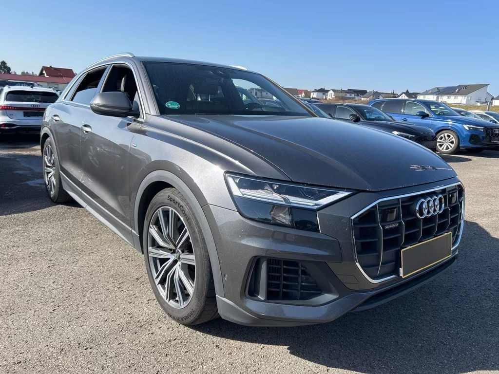 Audi Q8