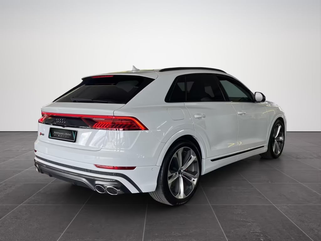 Audi SQ8