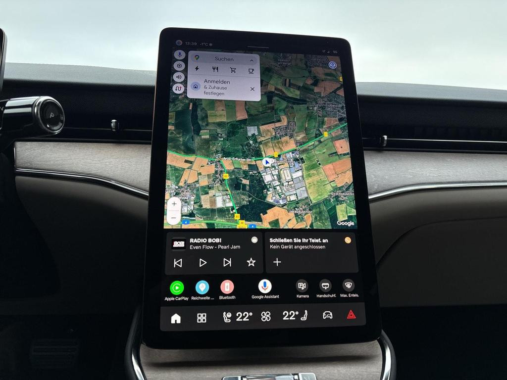 Volvo ES90