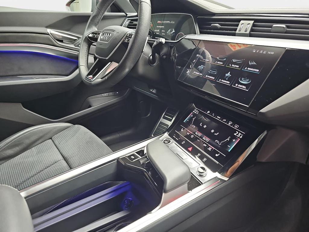 Audi Q8 e-tron