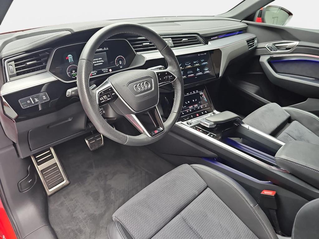Audi Q8 e-tron