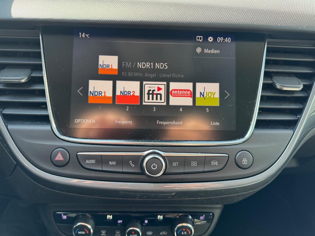 Opel Crossland X