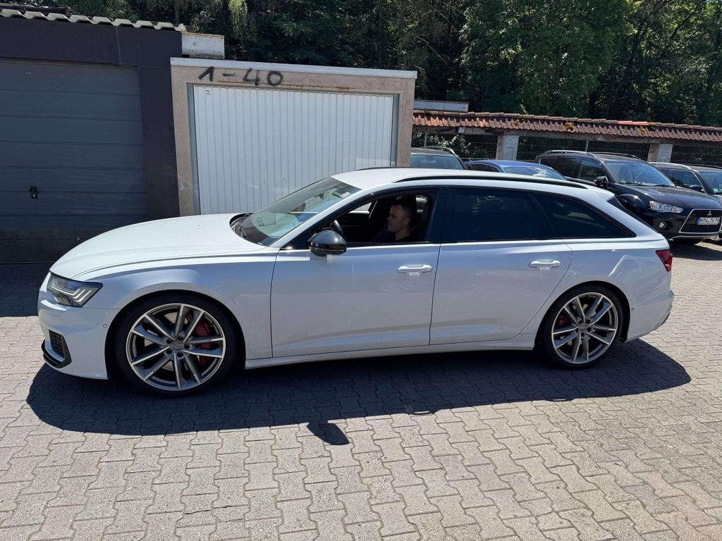 Audi S6