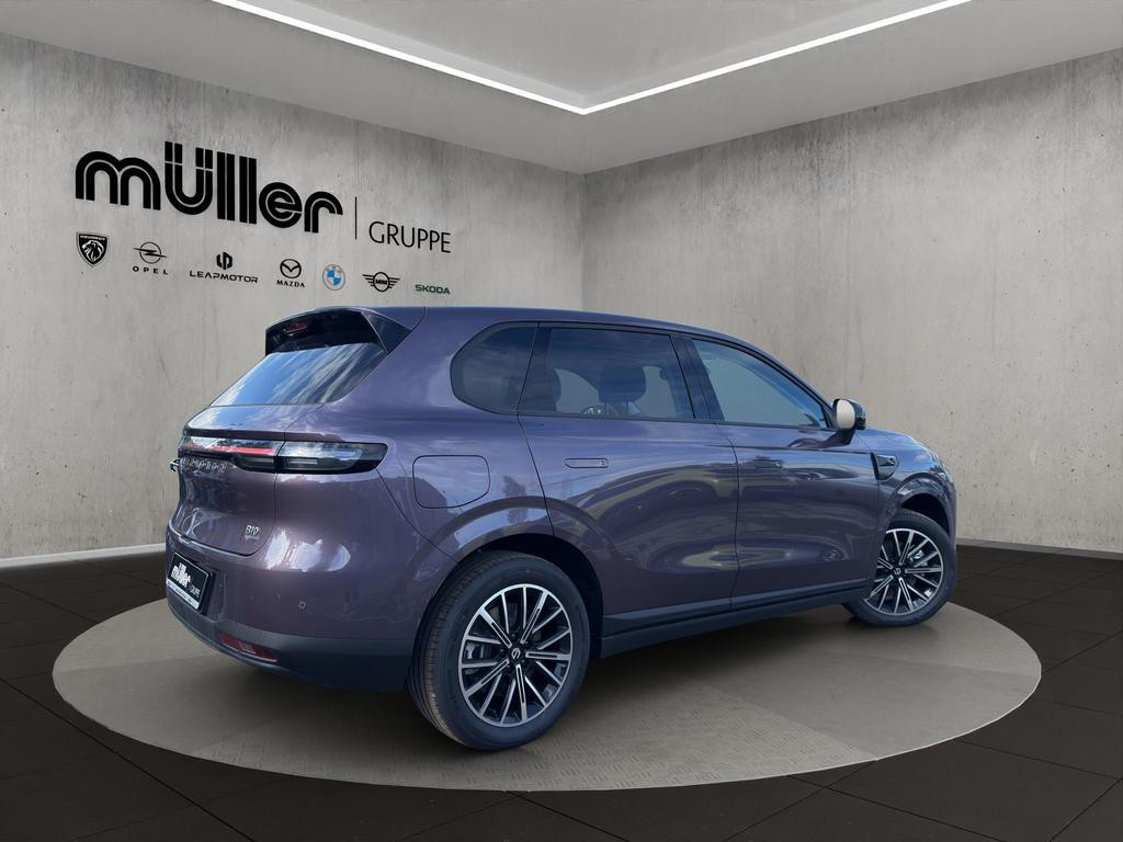 Leapmotor B10