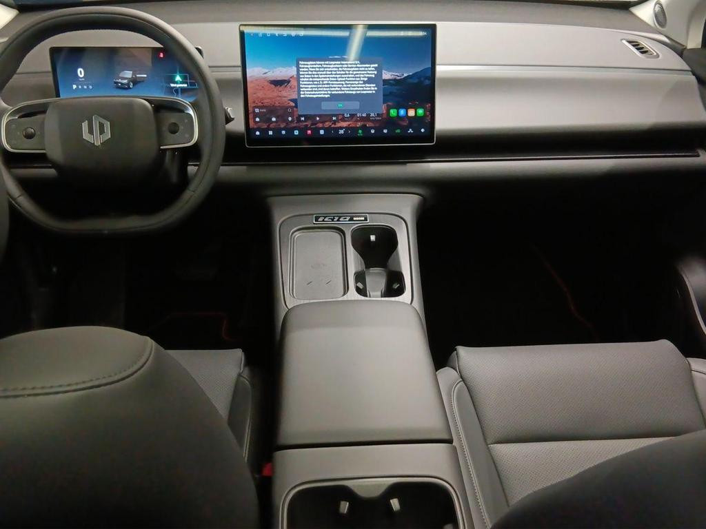 Leapmotor C10