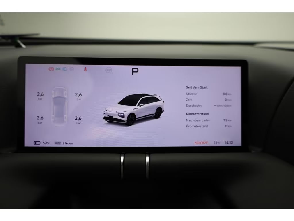 Xpeng G9