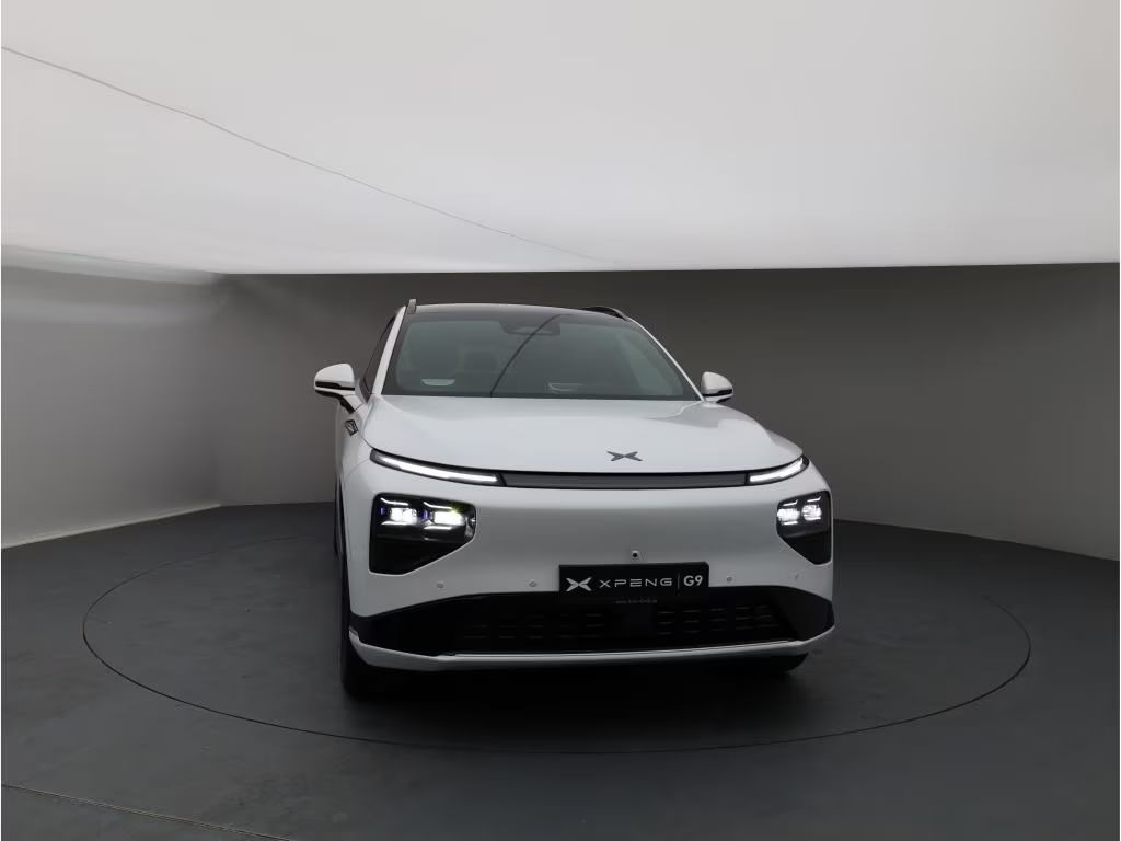 Xpeng G9