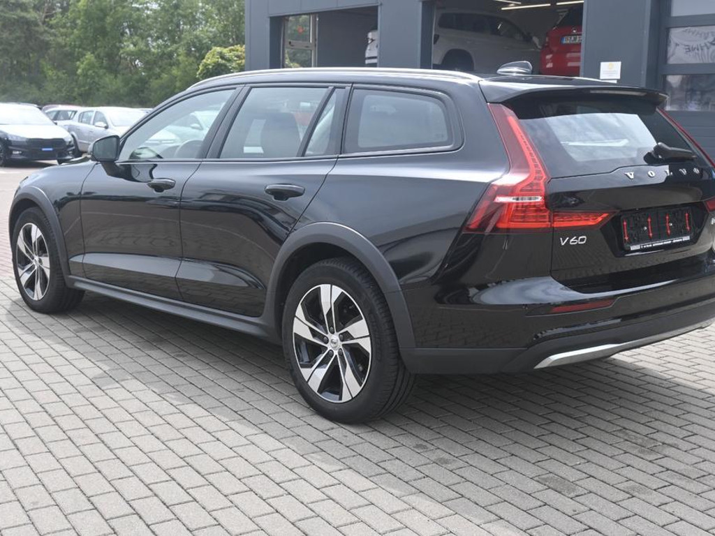 Volvo V60 Cross Country