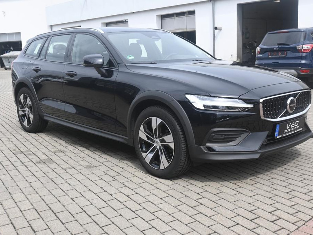 Volvo V60 Cross Country