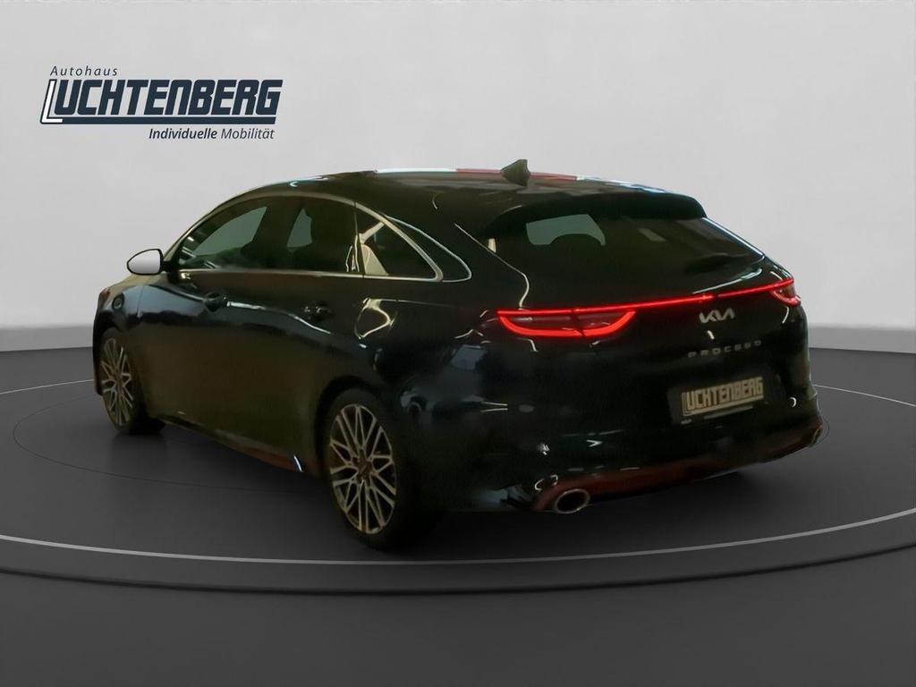 Kia ProCeed