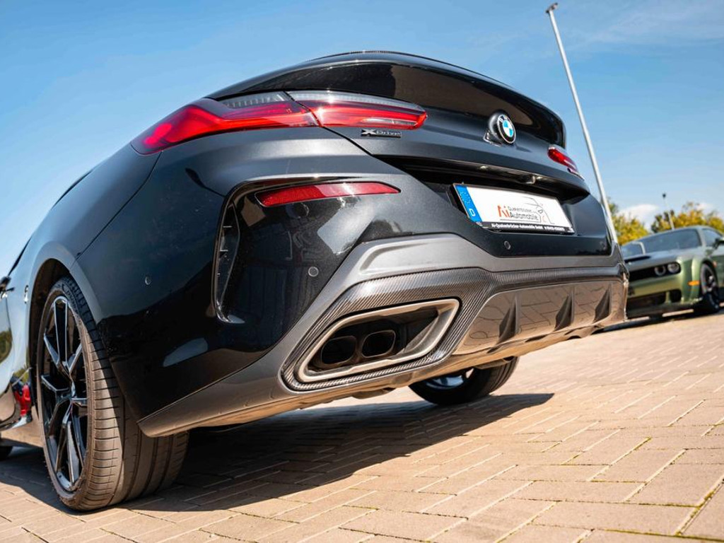 BMW M850
