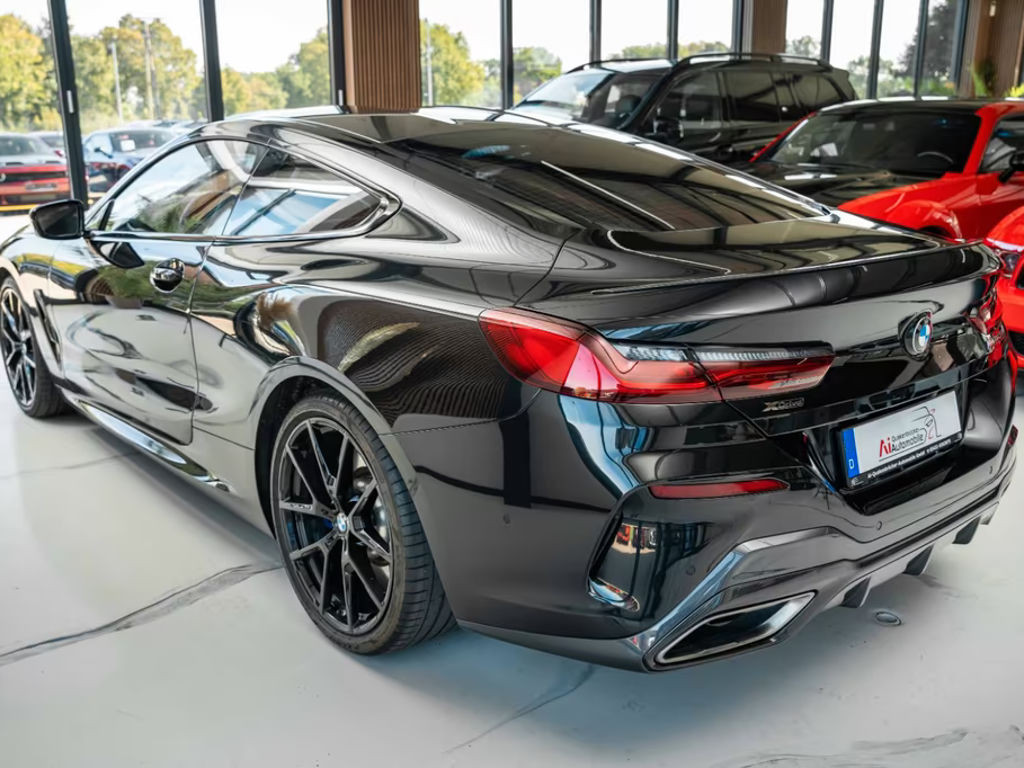 BMW M850