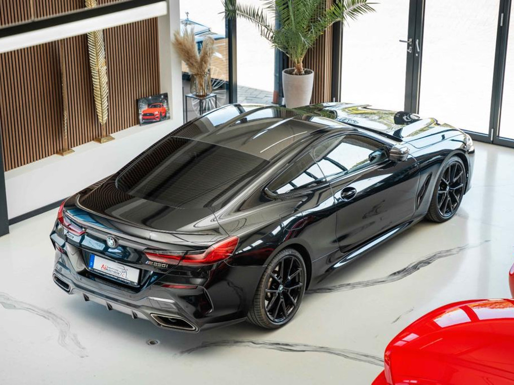BMW M850